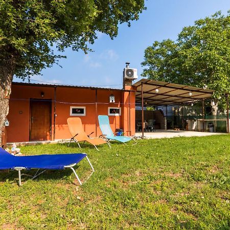 Vacation House "Andy" Pula Exterior photo