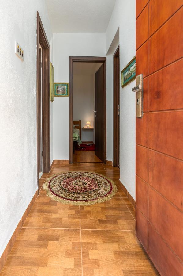 Vacation House "Andy" Pula Exterior photo